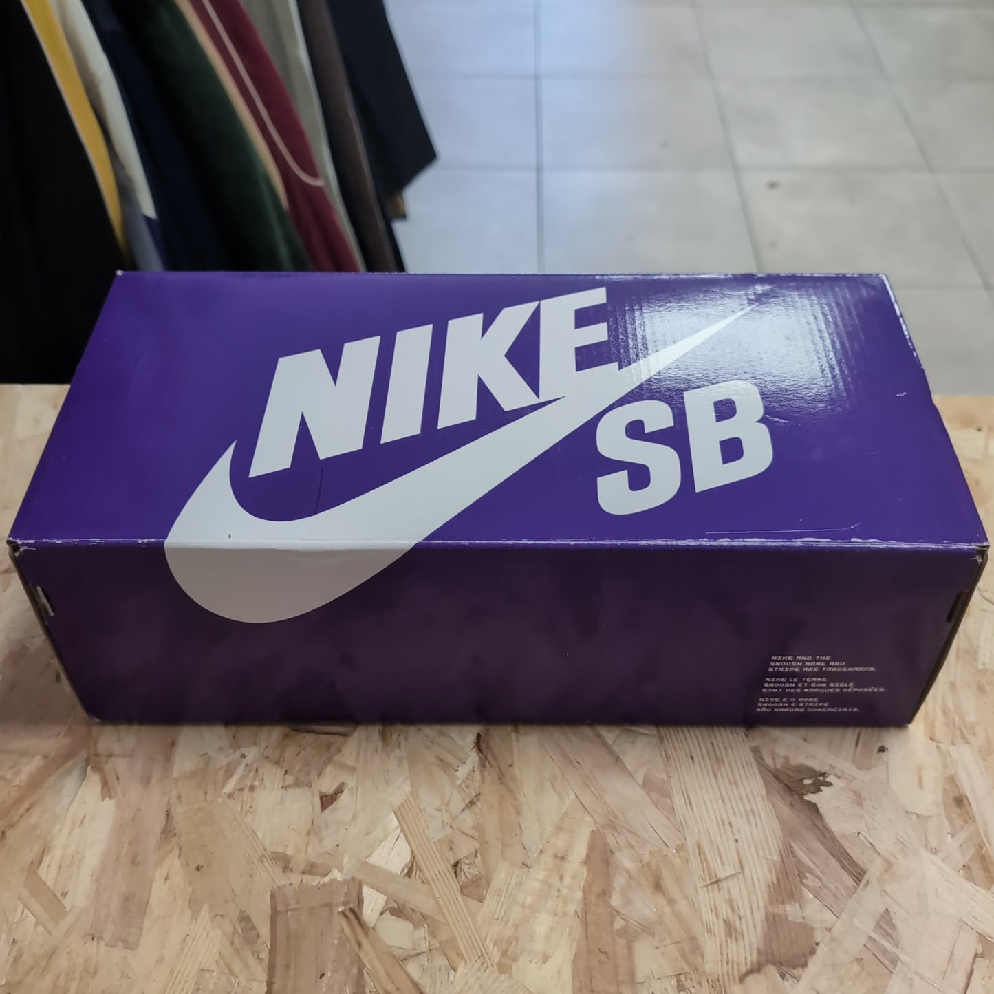 Sneakers Nike Dunk SB Purple (taille 40Eu / 7Us) DS