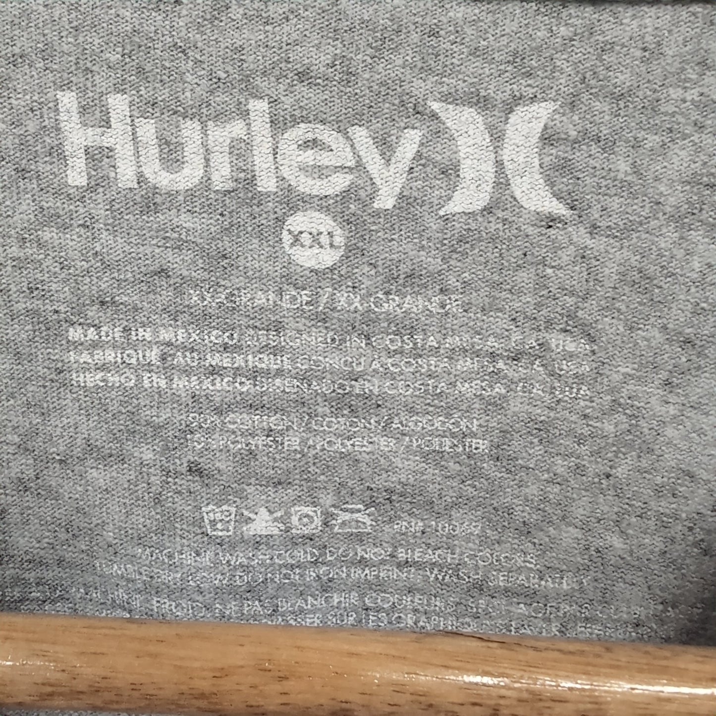 Tee shirt vintage Hurley (taille XXL) T322