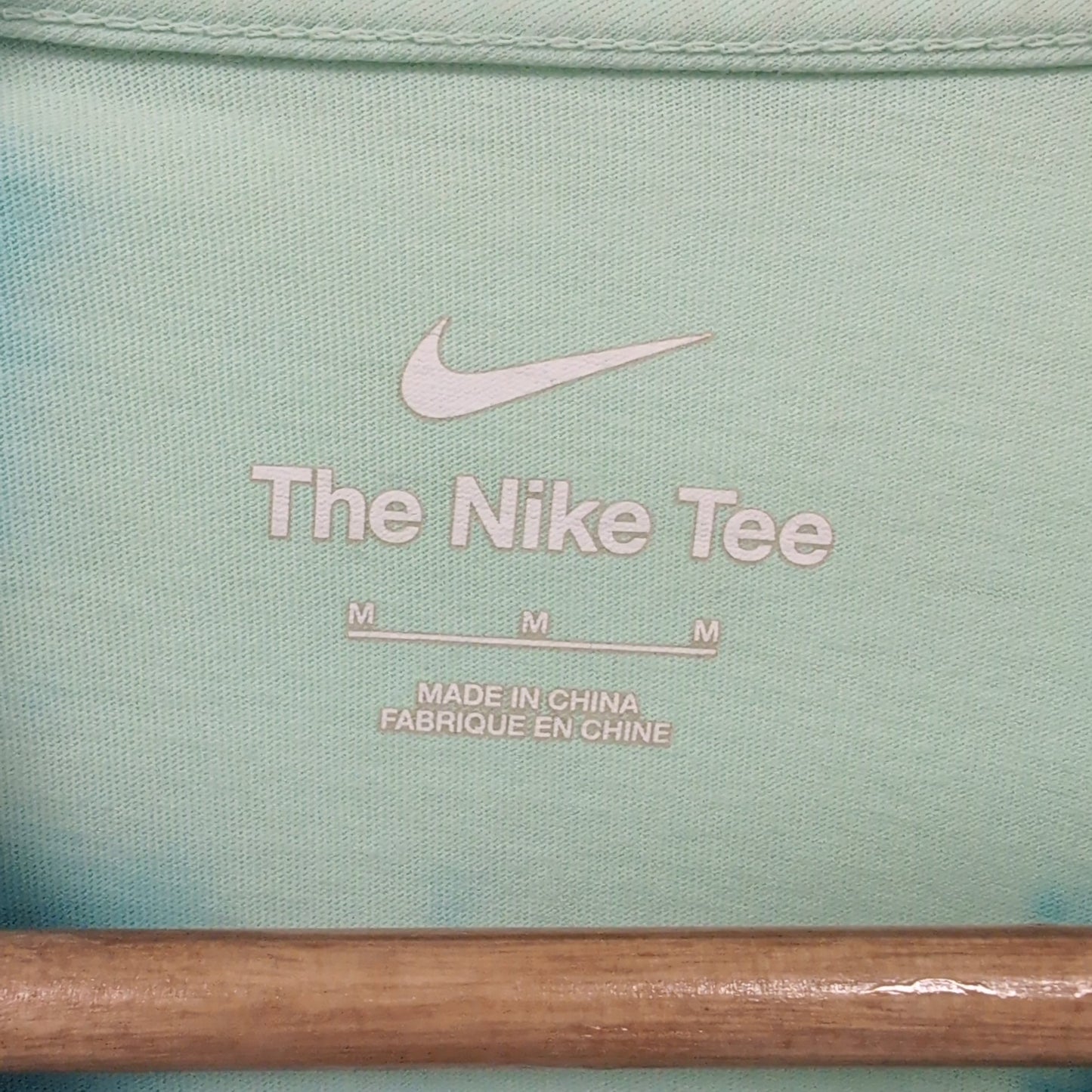 Tee shirt vintage Nike (taille M) T260