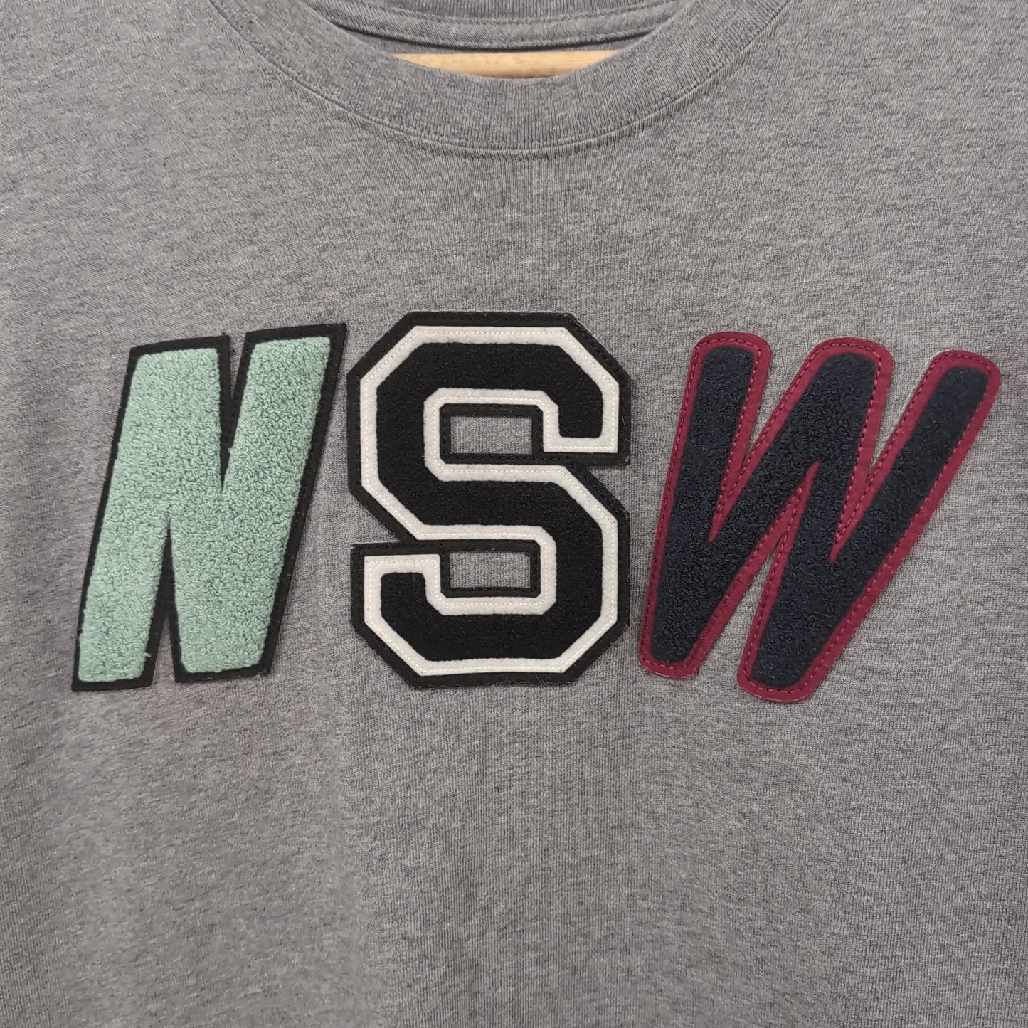 Tee shirt vintage Nike NSW (taille L-XL) T264