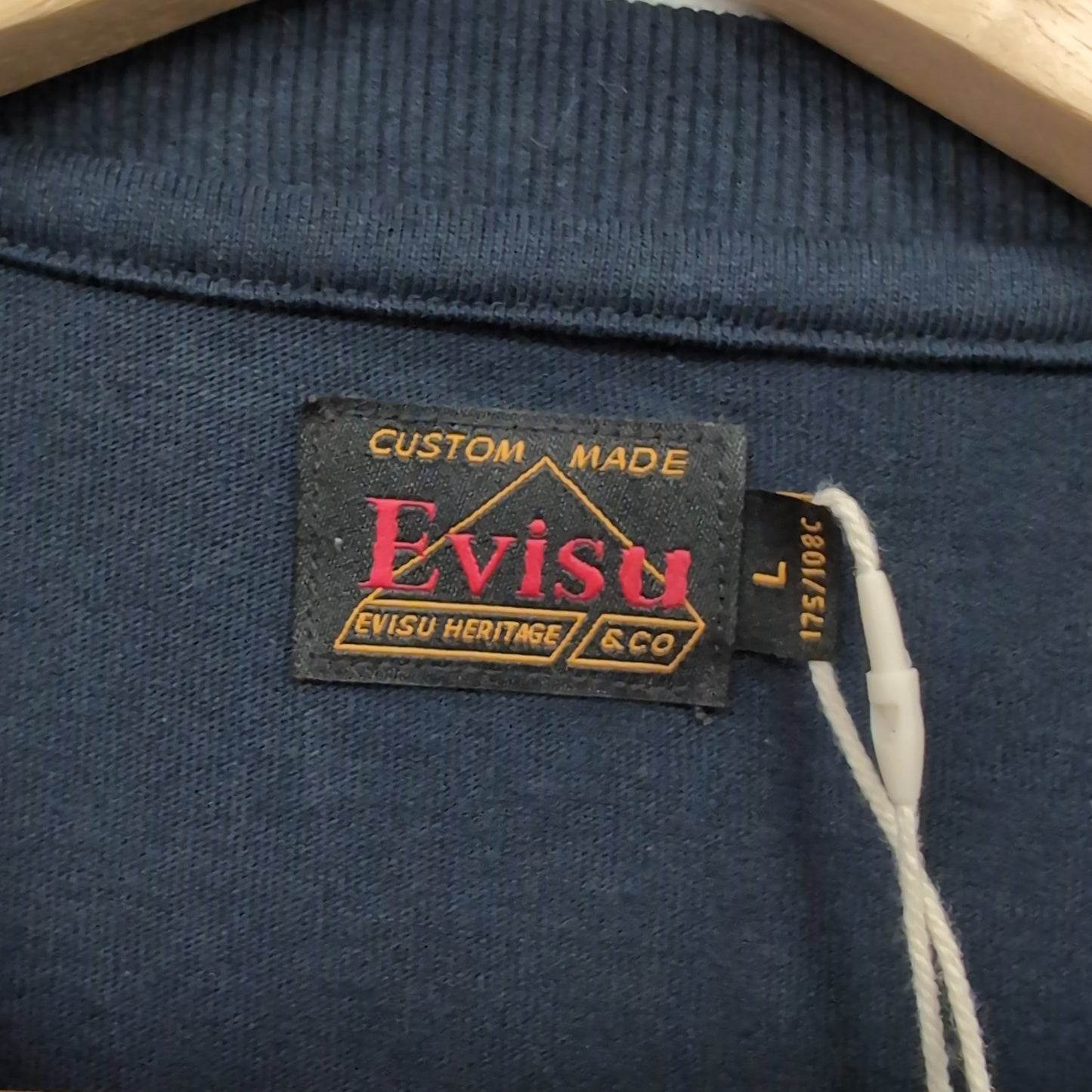 Tee shirt Evisu neuf (taille L) T246