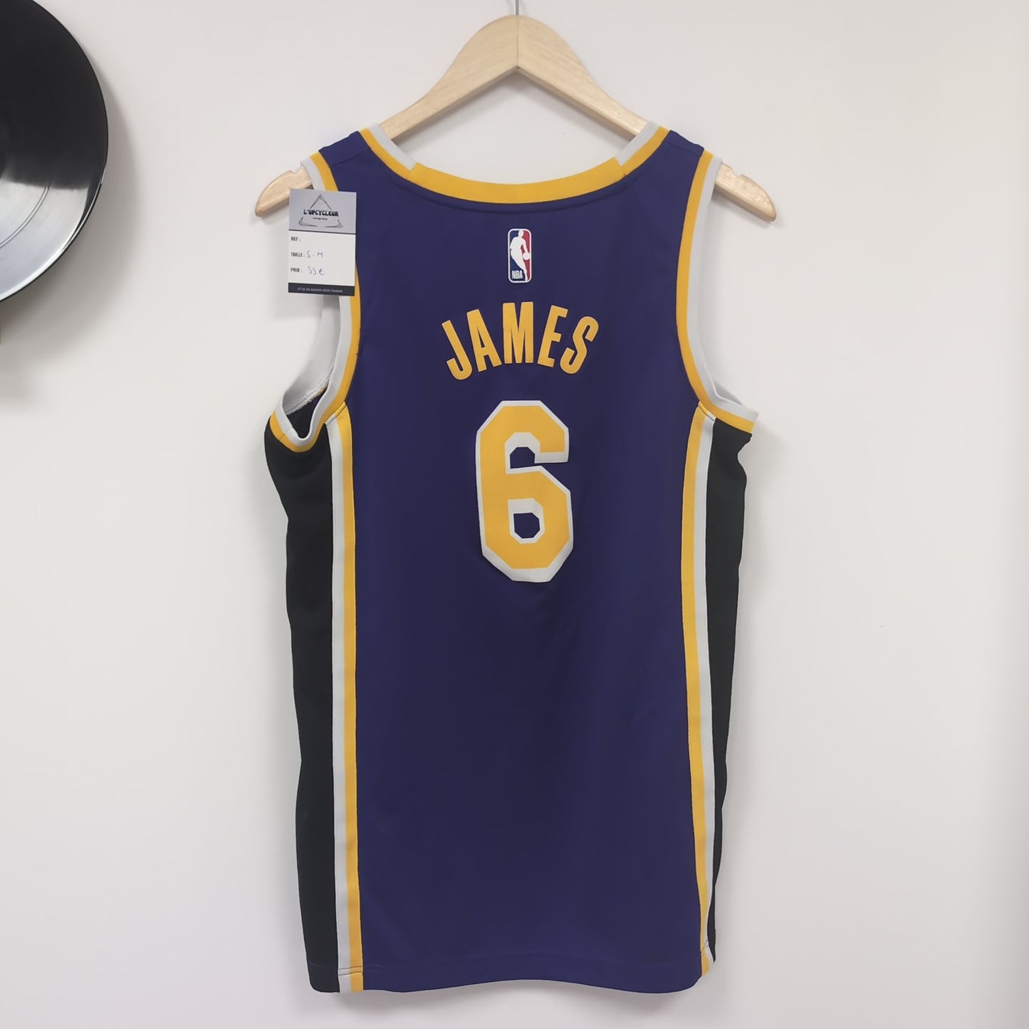 Maillot vintage NBA Lakers LeBron James (taille S-M) T236