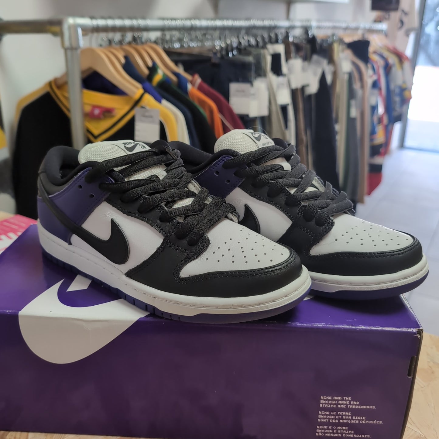 Sneakers Nike Dunk SB Purple (taille 40Eu / 7Us) DS