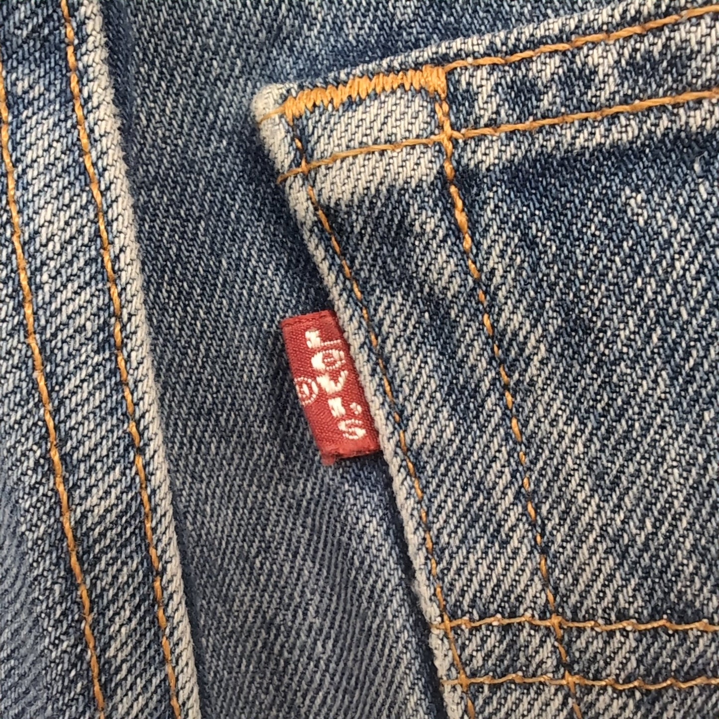 Jean vintage Levi's 501 made in USA (taille 32×32) J81