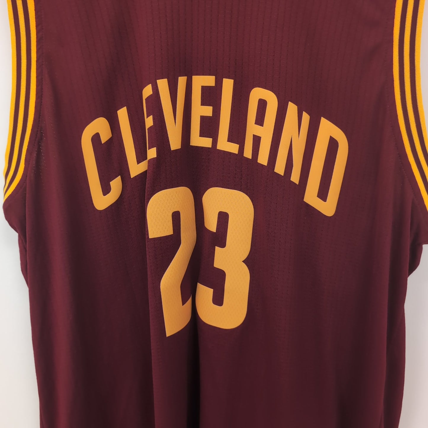 Maillot vintage NBA Cavaliers Cleveland LeBron James (taille L) T295