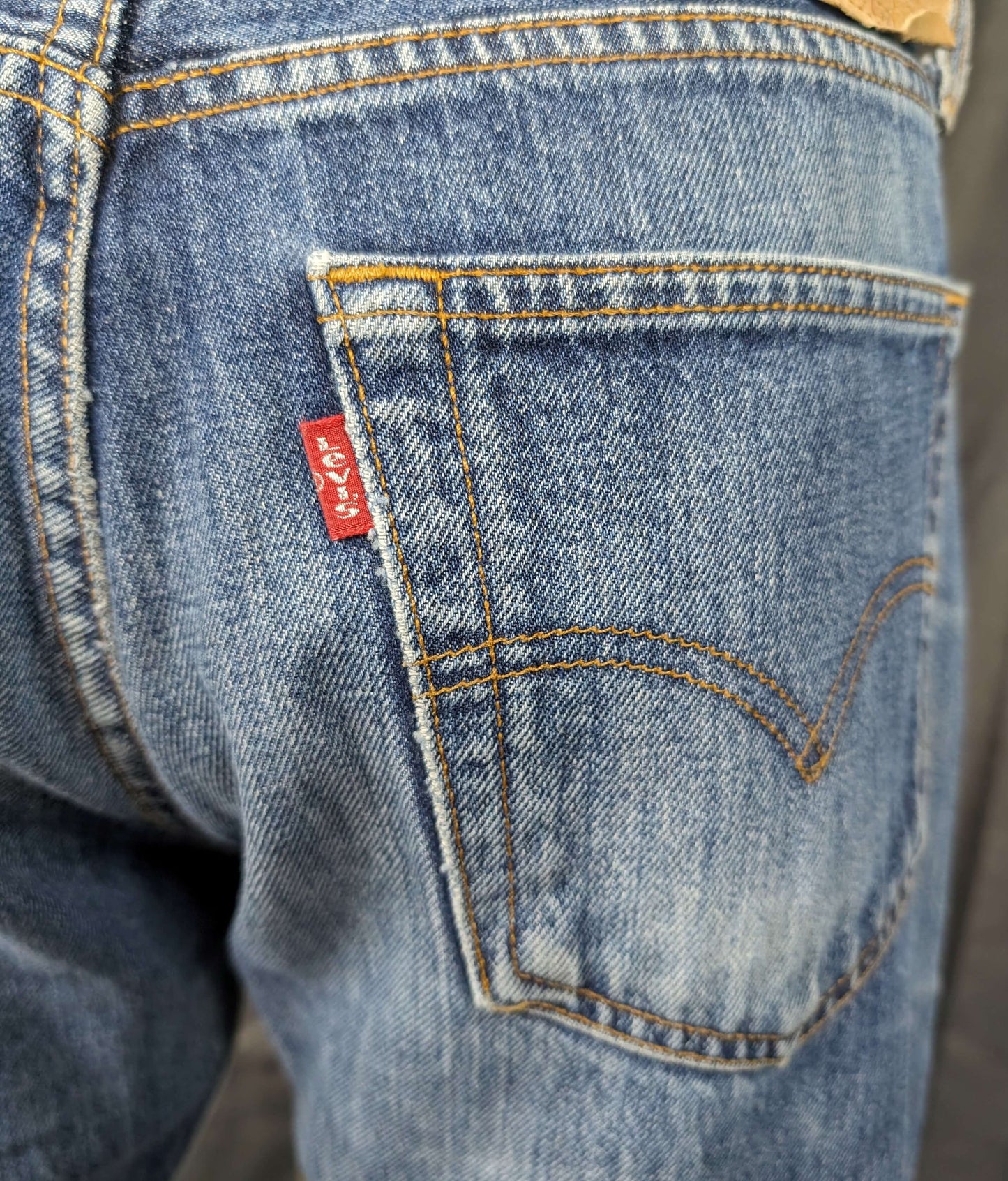 Jean vintage Levi's 501 (taille 33×32) J2