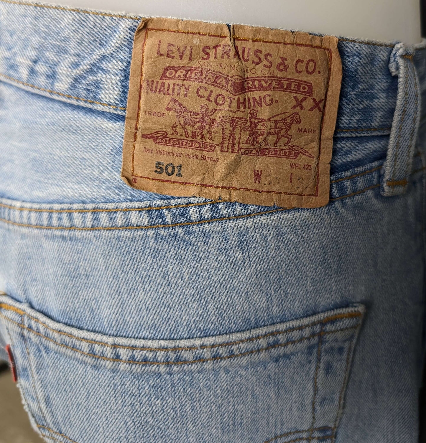 Jean vintage Levi's 501 (taille 31×32) J15