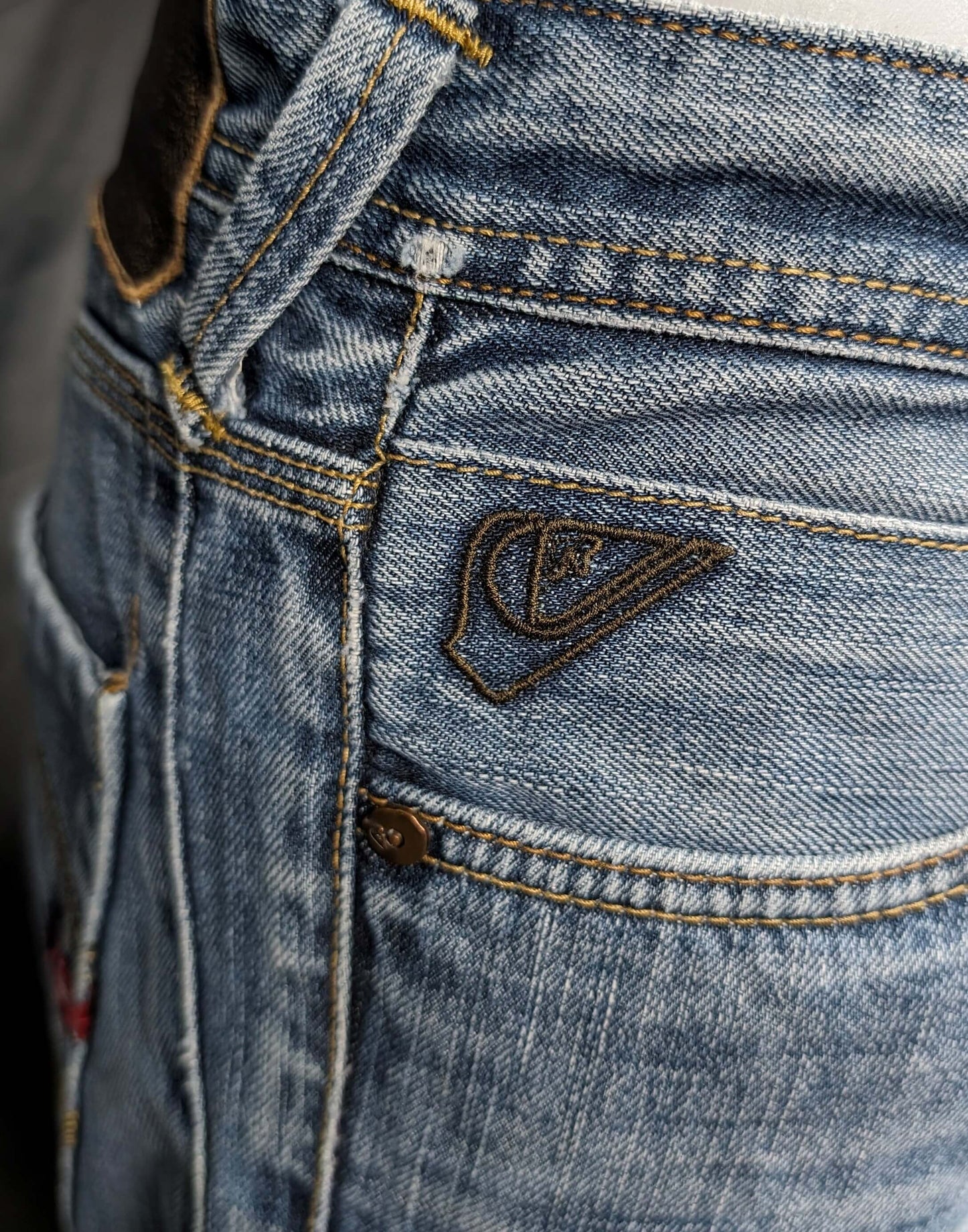 Jean vintage Quiksilver (taille 30) J3