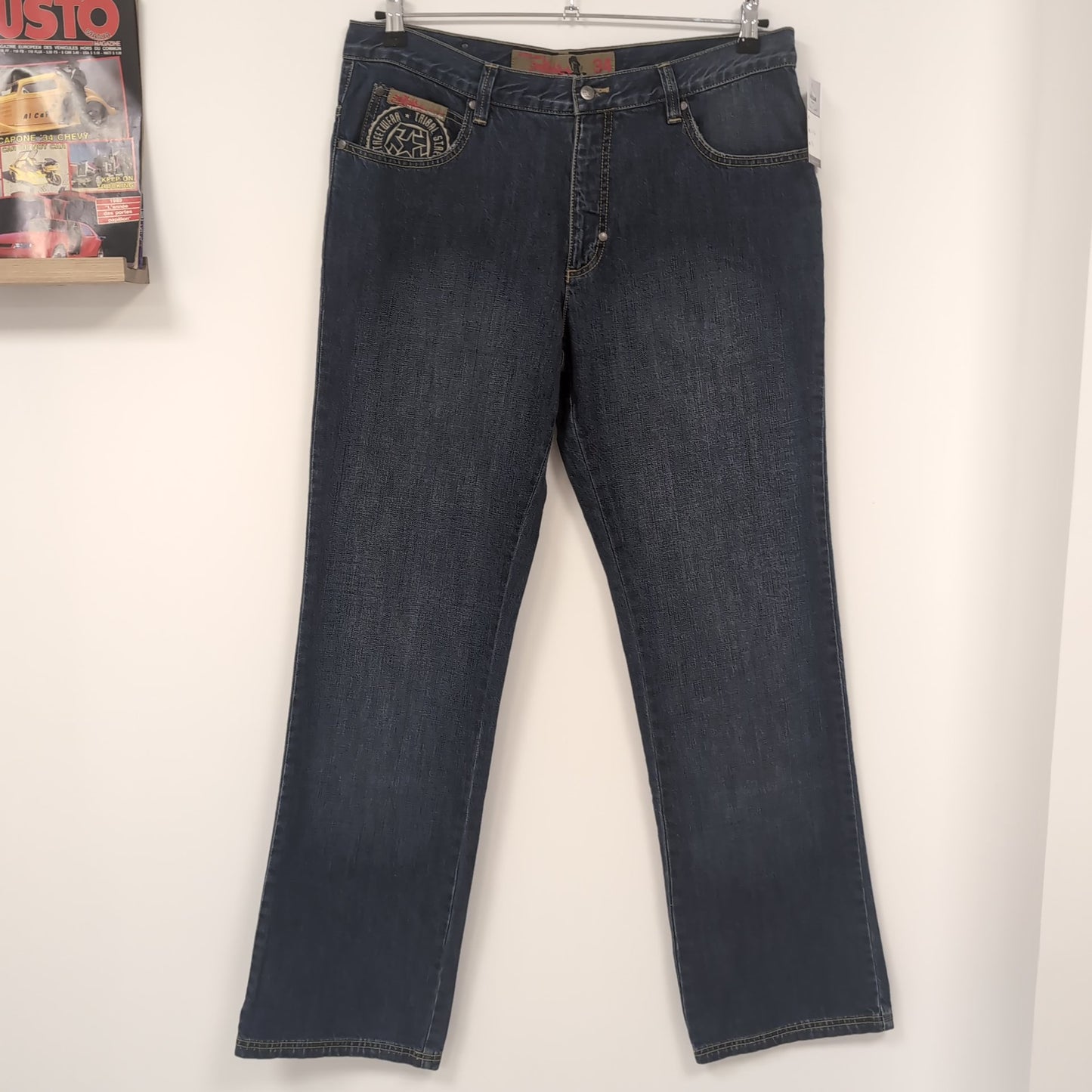 Jean vintage Tribal (taille 34×34) J83