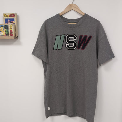 Tee shirt vintage Nike NSW (taille L-XL) T264