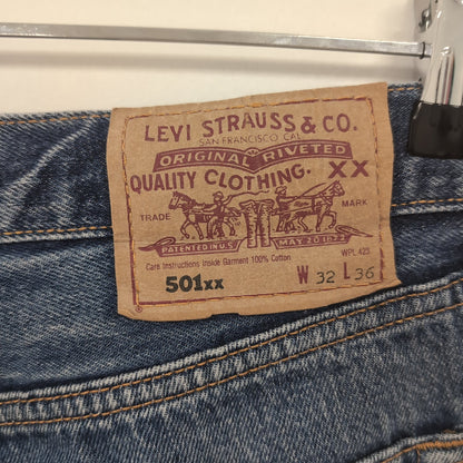 Jean vintage Levi's 501 made in USA (taille 32×32) J81
