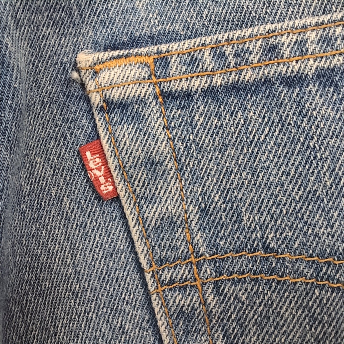 Jean vintage Levi's 501 made in USA (taille 31×32) J82
