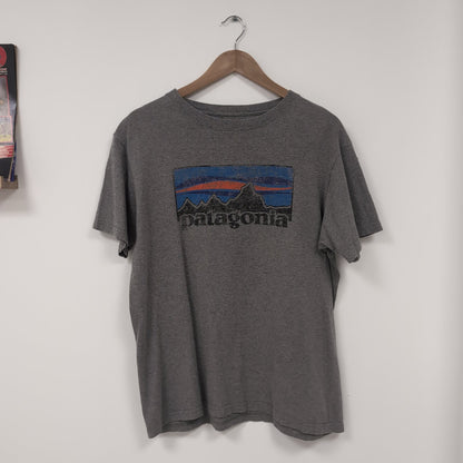 Tee shirt vintage Patagonia (taille M) T354