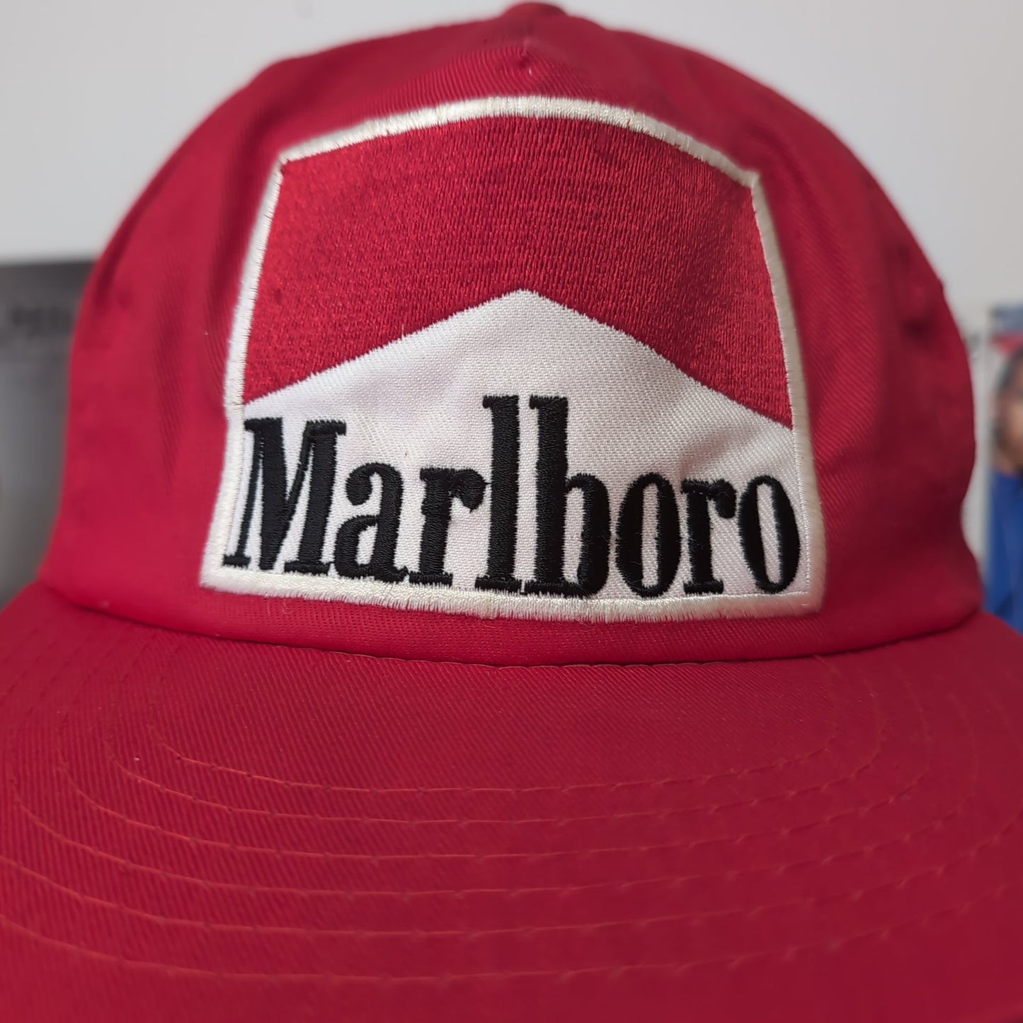 Casquette vintage Ferrari Alesi Marlboro 1995