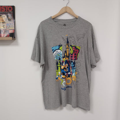 Tee shirt vintage Walt Disney 2020 (taille XL) T325