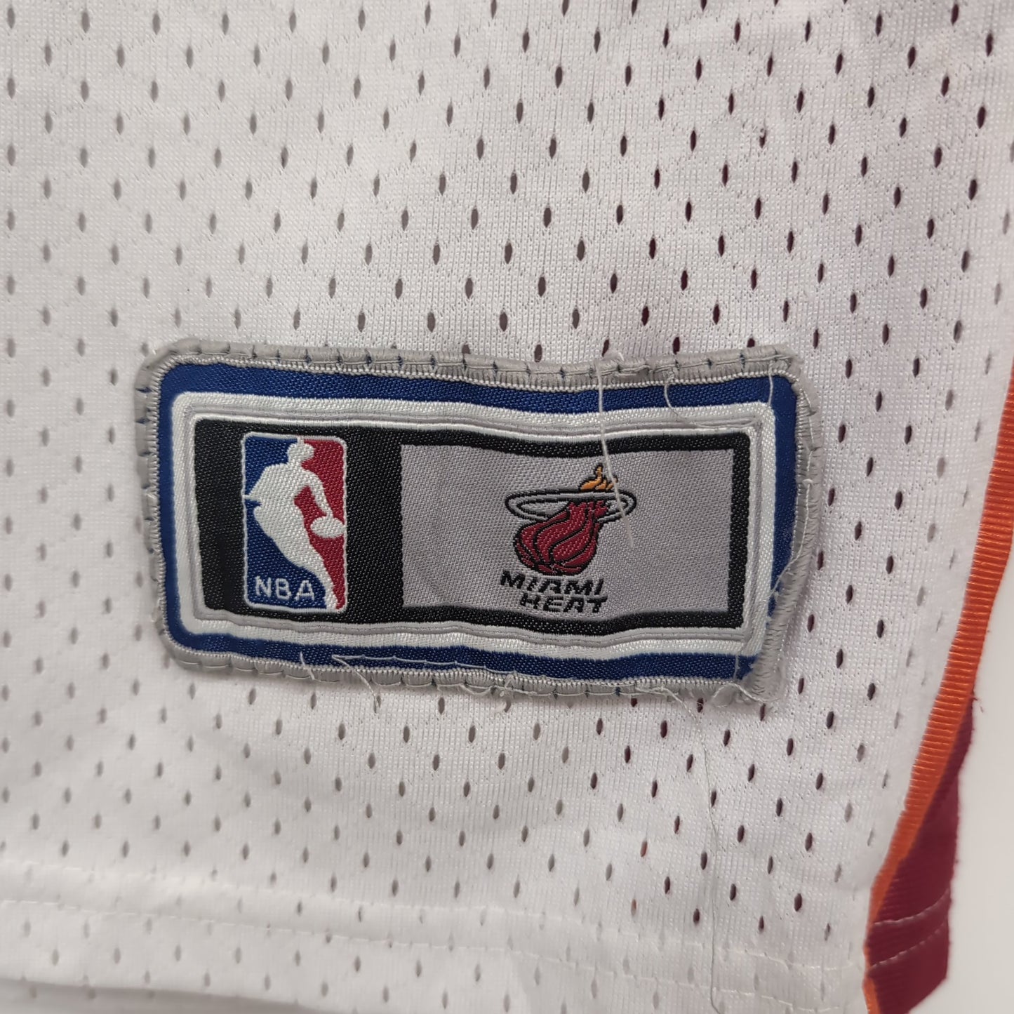 Maillot vintage NBA Heat de Miami LeBron James (taille M) T316